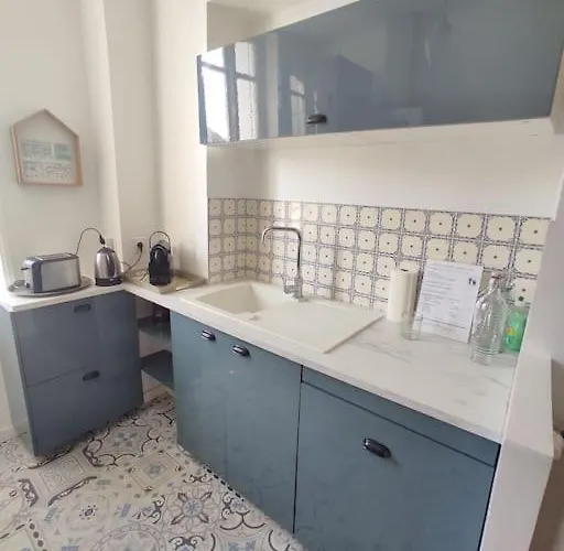 Holiday home Maison Typique - Marche, Port Et La A 200m Le Pouliguen