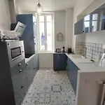 Maison Typique - Marche, Port Et La A 200m *