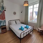 펜션 Maison Typique - Marche, Port Et La A 200m